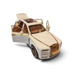 Jinlifang 1:24 Rolls-Royce Phantom Diecast Model Car (Black with Gold Coachline) - Image 5